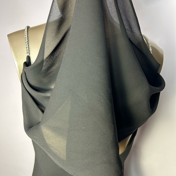 Elegant Blackless Cowl Back Dress - Picture 4 of 7